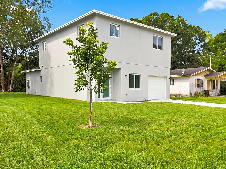 4701 Evergreen Ave — Photo 3