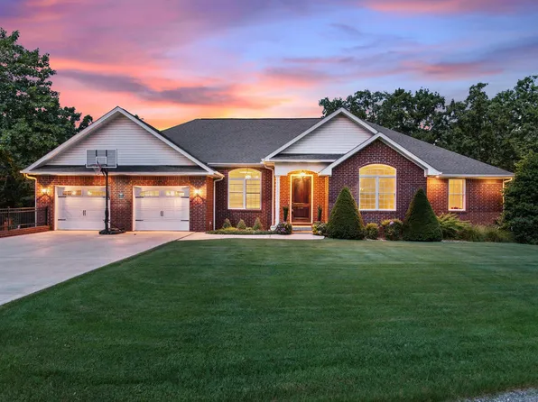 2027 Shadow Oak Dr, Mountain Home, AR 72653