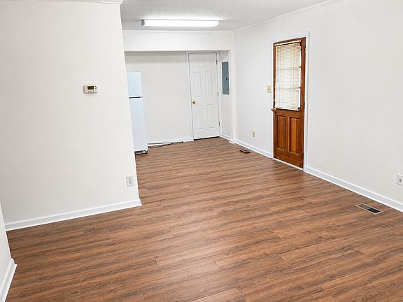 4th image of 407 Old Evans Rd