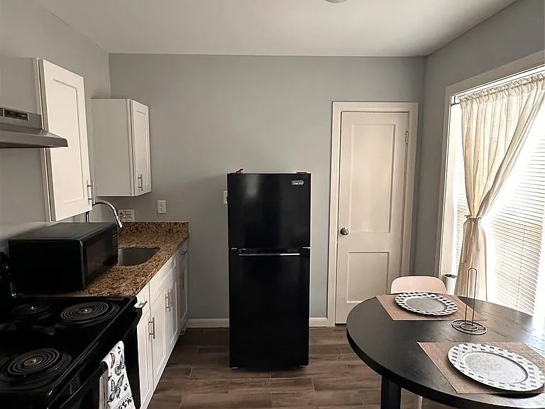 4302 Polkunit 5 — Photo 1