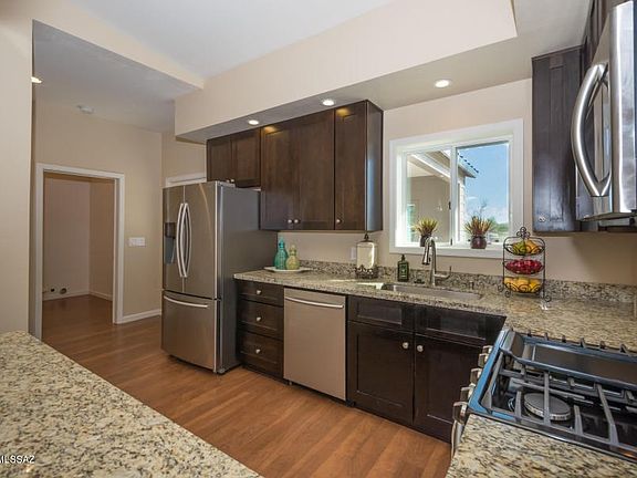 3rd image of 16820 W Placita Manana