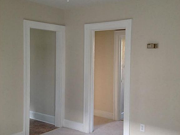 5th image of 1032 Livingston Ave