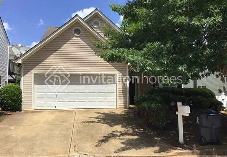 80 Greystone Cir — Photo 1