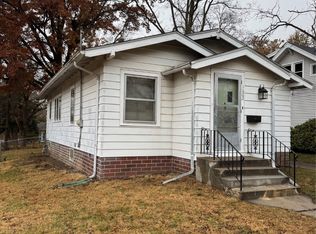 1602 E 32nd St, Des Moines, IA 50317