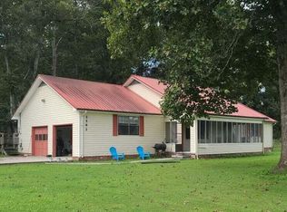 2582 E Valley Rd, Jasper, TN 37347