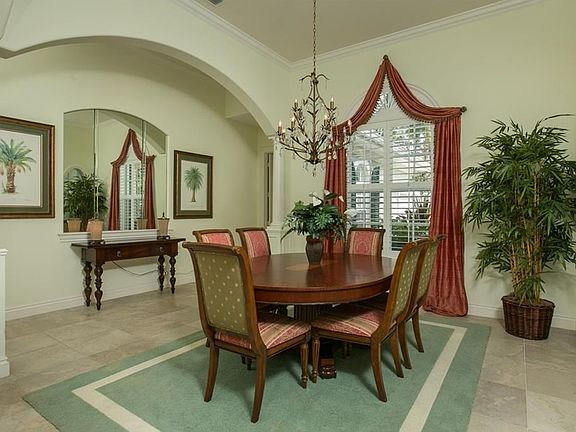 4th image of 1120 Carolina Cir SW