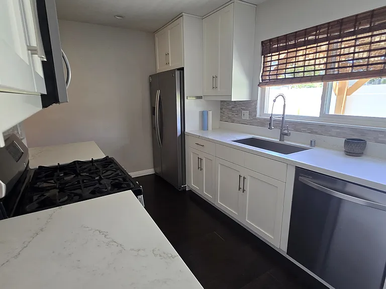 8432 El Arroyo Dr — Photo 9
