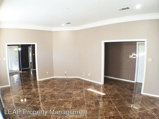 4th image of 6204 Wentworth Ct
