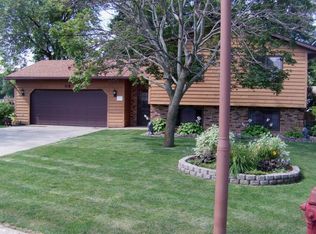 110 18th Pl NE, Owatonna, MN 55060
