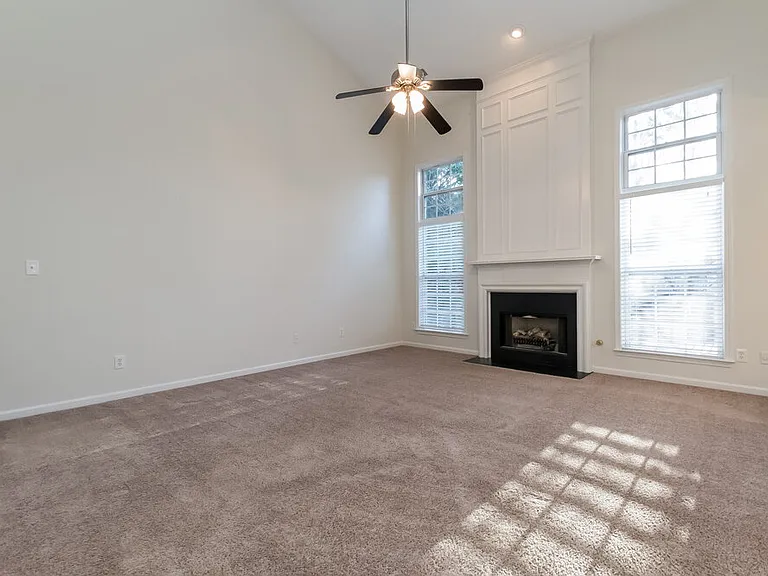 3740 Ridgefair Dr — Photo 5