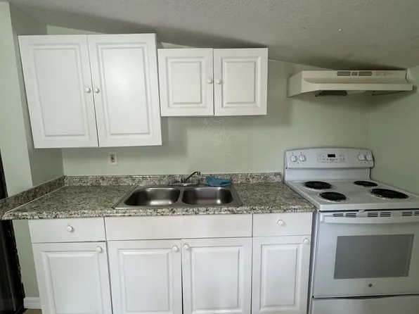 5352 Vance Ave, Orlando, FL 32810