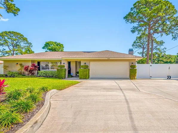 2515 Desoto Way S, Saint Petersburg, FL 33712