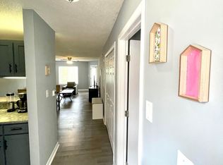 1401 Collegiate Cir, Raleigh, NC 27606