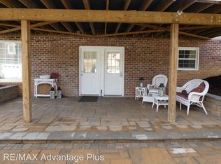 768 Hardtimes Rd, Farmville, VA 23901