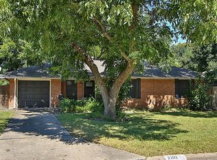 2102 Chippendale Rd, Houston, TX 77018