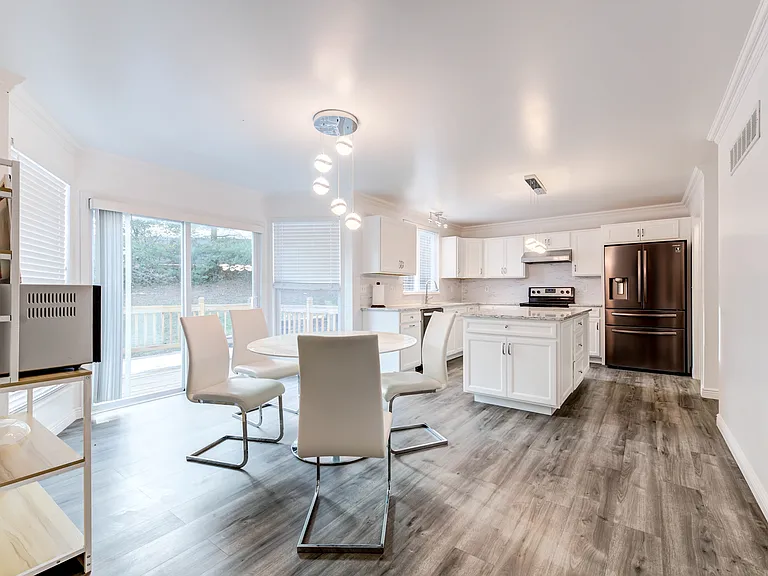 18 Pineview Valley Ct — Photo 30