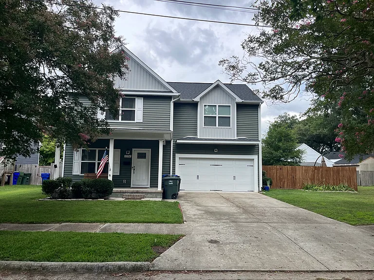 1354 Elm View Ave — Photo 3