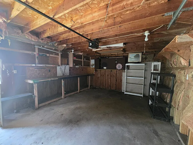 9809 Old Six Mile Ln — Photo 44
