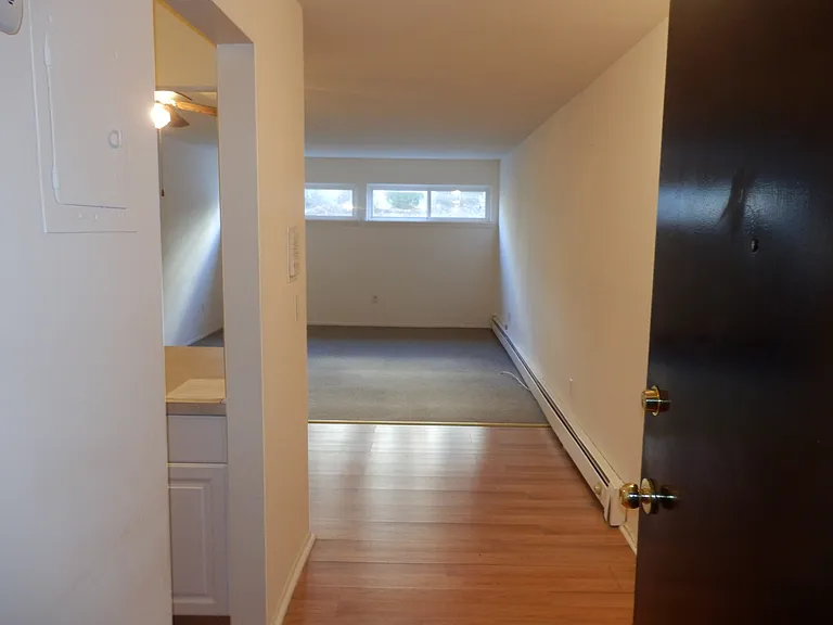 6 Putnam Ave — Photo 17