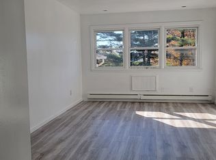 15 Donna Dr UNIT B1, New Haven, CT 06513