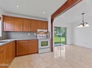4335 NW 200th St, Miami Gardens, FL 33055
