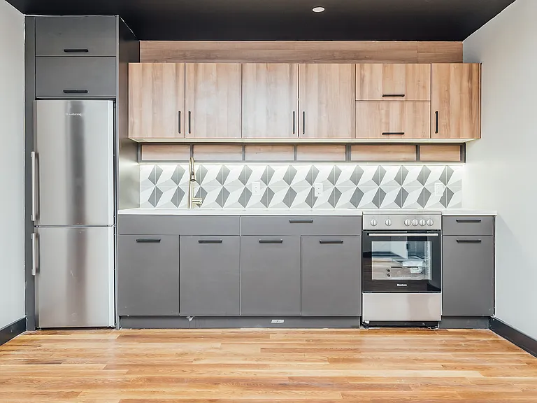 2825 Snyder Ave #1C — Photo 6