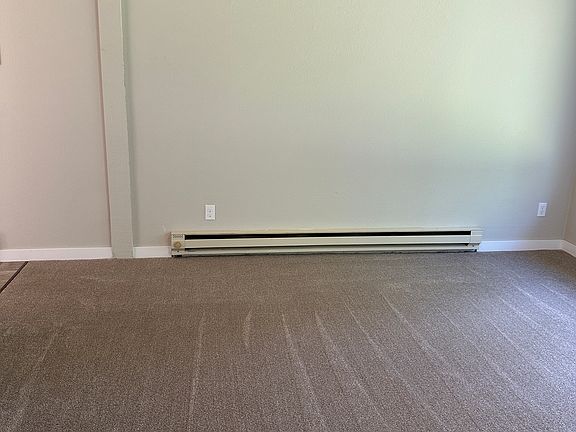 4th image of 1845 53rd Ave SE #B