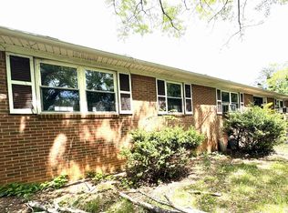1077 Windstar Cir, Vinton, VA 24179