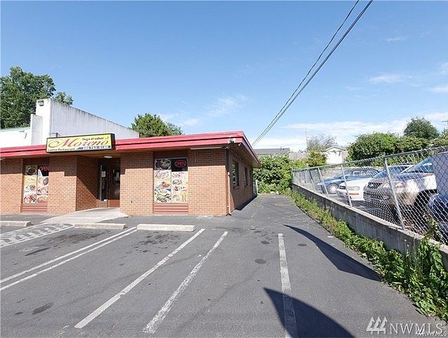 2nd image of 9650 14th Ave SW