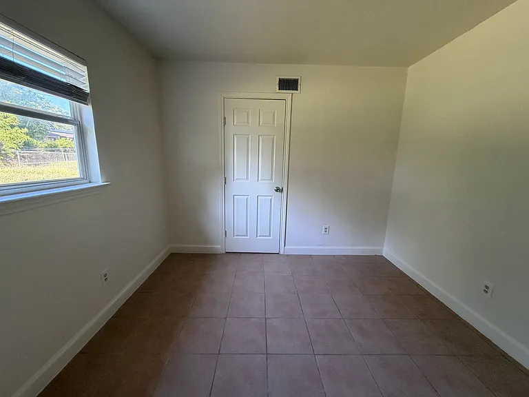 626 Edgedale Dr — Photo 26