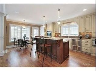 627 Melrose Ave, Kenilworth, IL