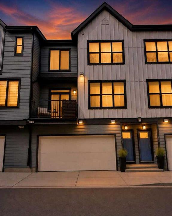 1st image of 380 Seton Vlg SE #283