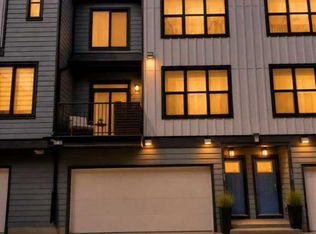 380 Seton Vlg SE #283, Calgary, AB T3M3T8