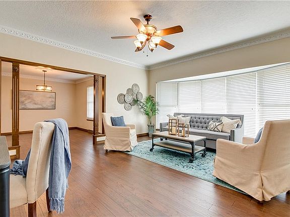 4th image of 700 Sundown Dr