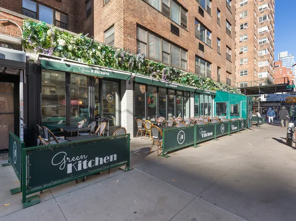 233 East 69th Street image 13 of 15