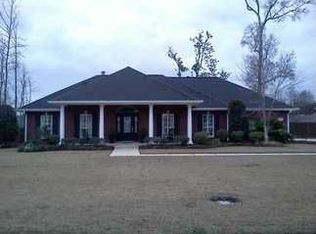 2761 Twin Oaks Rd, Sulphur, LA 70663