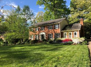 1509 Burlwood Dr, Greensboro, NC 27410
