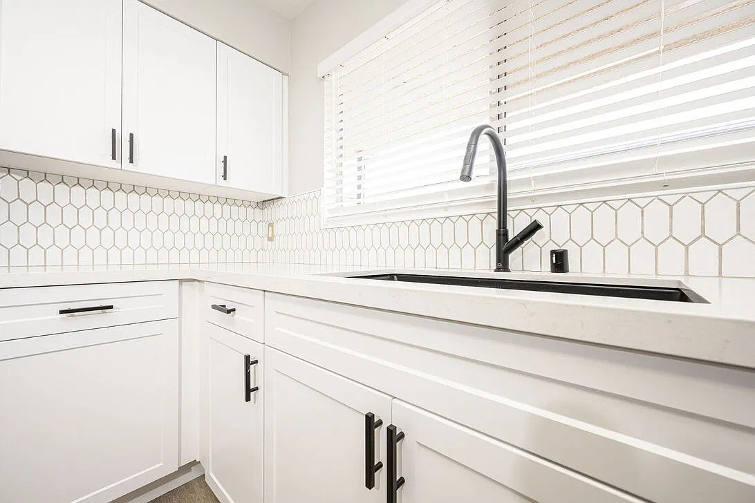 2 bed, 1.5 bath, 1000 sqft, $2,654 — Photo 3