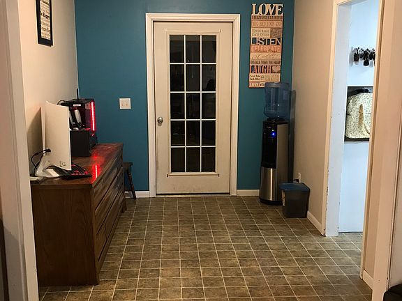 Dining Room/sunroom access.