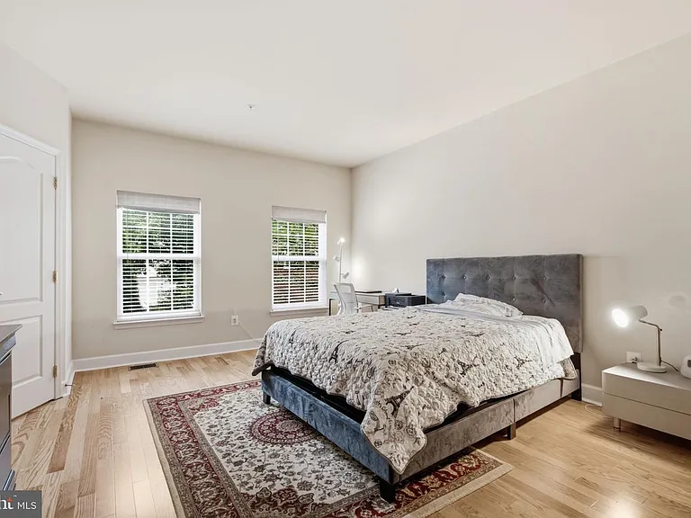 13624 Dover Cliffs Pl — Photo 14