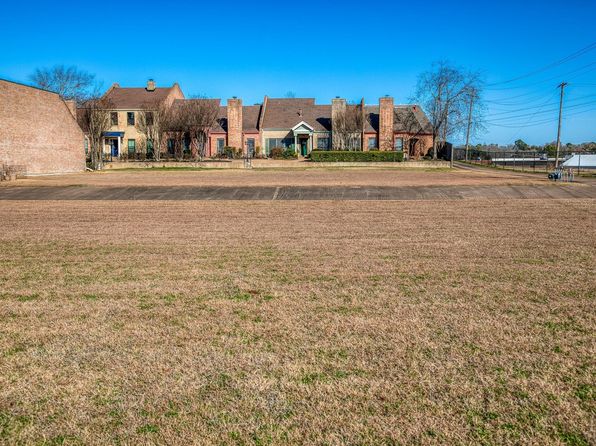 301 Stone Hill Dr #H, Brenham, TX 77833