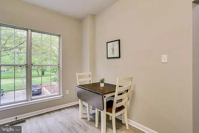 2111 Cambridge Park Ct #6 — Photo 10