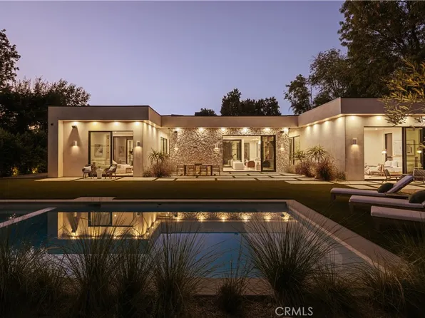 23338 Collins St, Woodland Hills, CA 91367