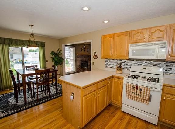 3rd image of 55797 Black Pheasant Dr