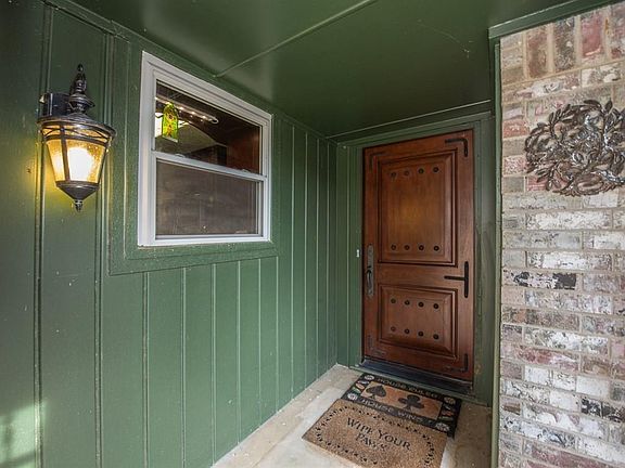 5th image of 1601 N Purdue Ave