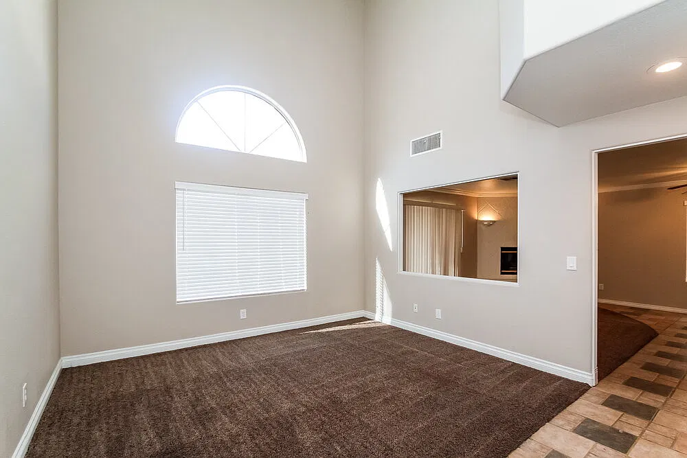 4 bed, 3.0 bath, 1559 sqft, $2,220 — Photo 3