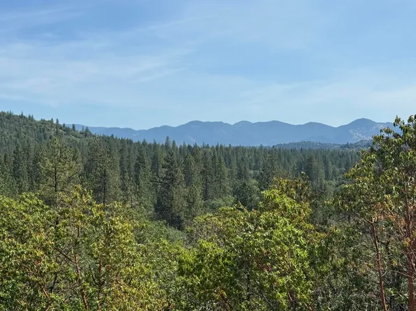 500 Cumberland Dr, Grants Pass, OR 97527