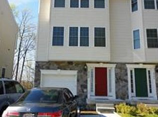 2302 Quilting Bee Rd, Catonsville, MD 21228