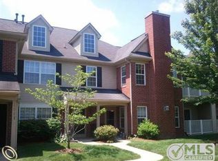 4015 Berkeley Ave #34, Canton, MI 48188