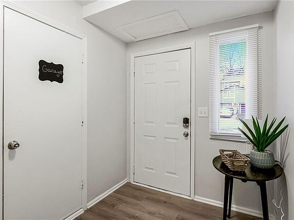 2nd image of 3119-3125 Eaton St